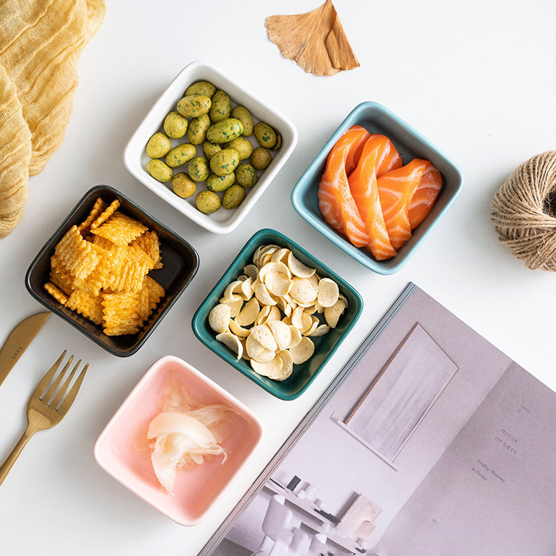 Nordic square ceramic sauce dishes - seasoning, vinegar, and dipping plates for home use - wholesale square dishes from manufacturers