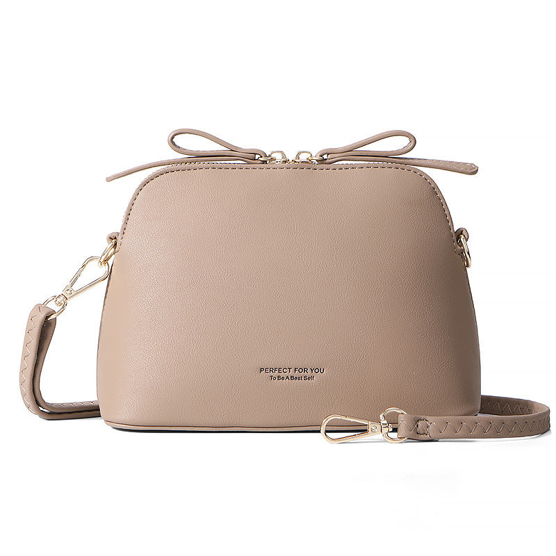 Forever young bag women, large-capacity messenger bag women, factory direct sales of versatile shell bags, one piece is sent on behalf of others