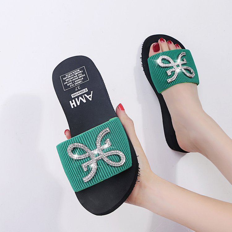 exclusive supply guangzhou 2024 new rhinestone sandals women's slippers summer flat heel wedge open toe women's slippers