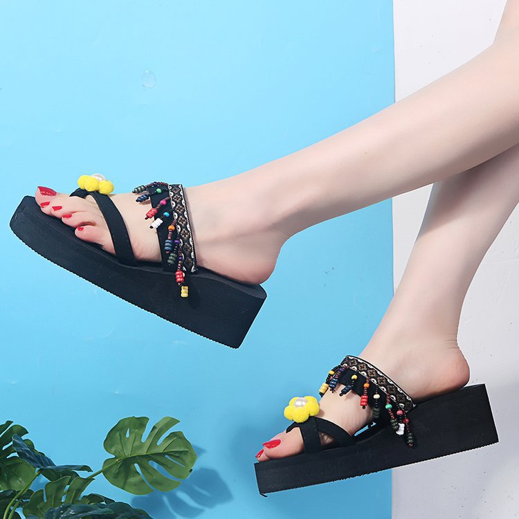 Summer tassel flower colorful women's flip-flops thick sole flat beach shoes tassel sandals wholesale