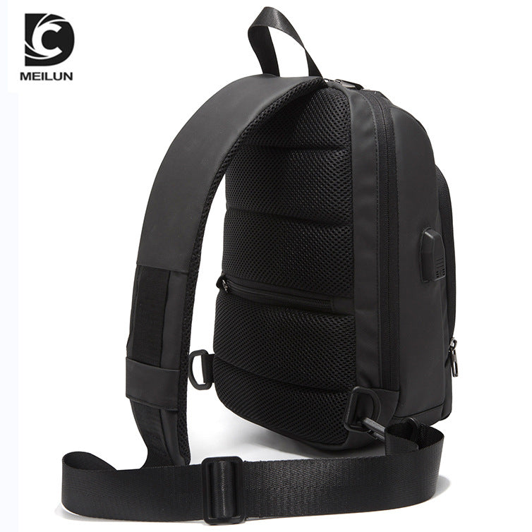 Cross-border new products Men's fashion shoulder bag small bag Crossbody bag Men's, European and American style small bag usb charging anti-theft breast bag