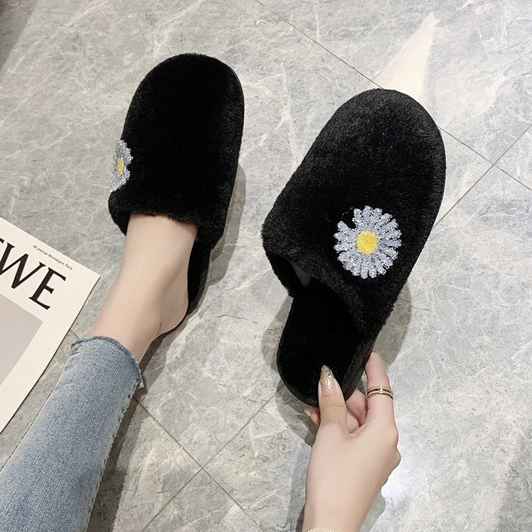 2024 spring/autumn/winter new fuzzy slippers for women, closed-toe flat bottom plush cotton slippers, daisy design women's shoes wholesale