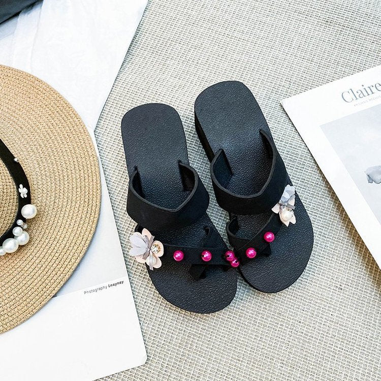 Flower thong sandals, summer outerwear, fairy style, 2024 new fashion pearl women's sandals, thick soleplatform shoes, trendy