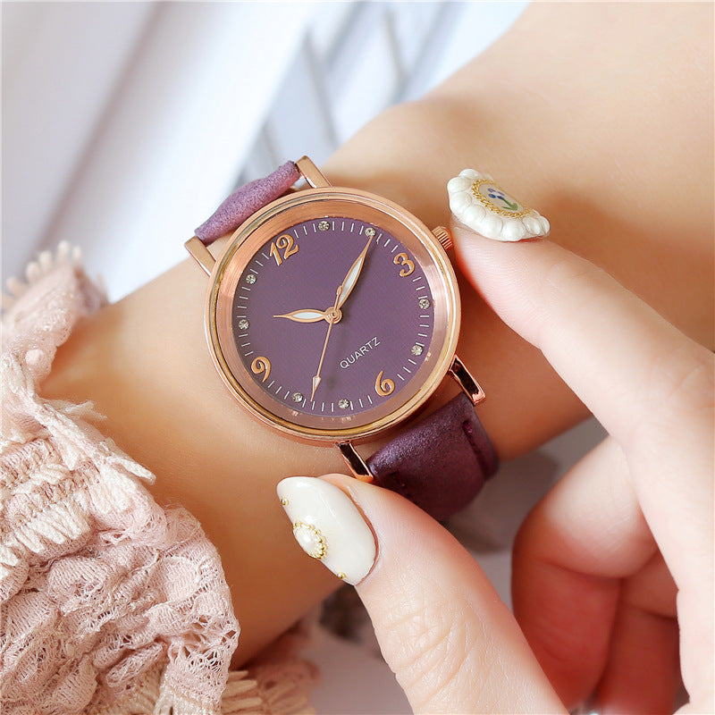 New arrival: women's luminous watch with leather strap - casual fashion trend, wholesale direct from watch manufacturer