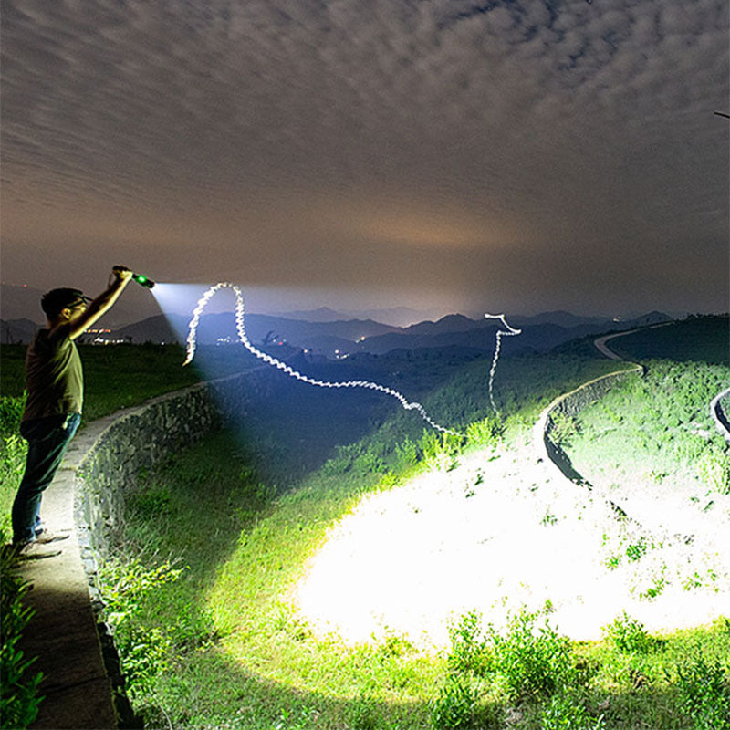 Cross-border explosive XHP50 high-brightness and strong light flashlight, aluminum alloy outdoor waterproof charging zoom LED flashlight