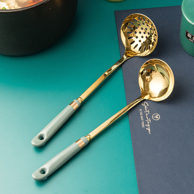 Ready-to-ship wholesale ceramic and stainless steel kitchenware: soup ladles, skimmers, cooking spoons, spatulas, stainless steel strainers, and hot pot spoons