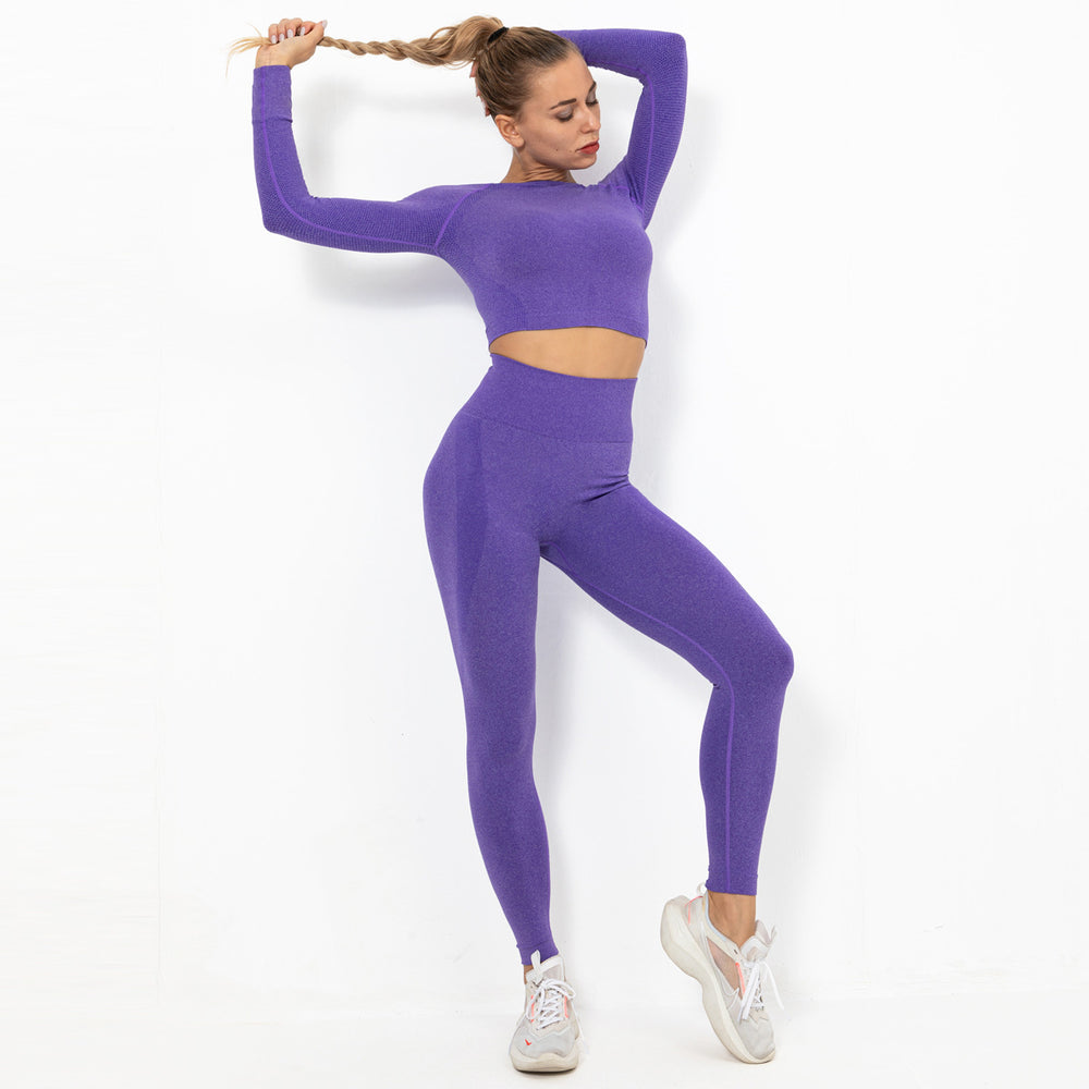 Customizable seamless yoga set for women - crescent fit, stretchy, long sleeve running & fitness activewear