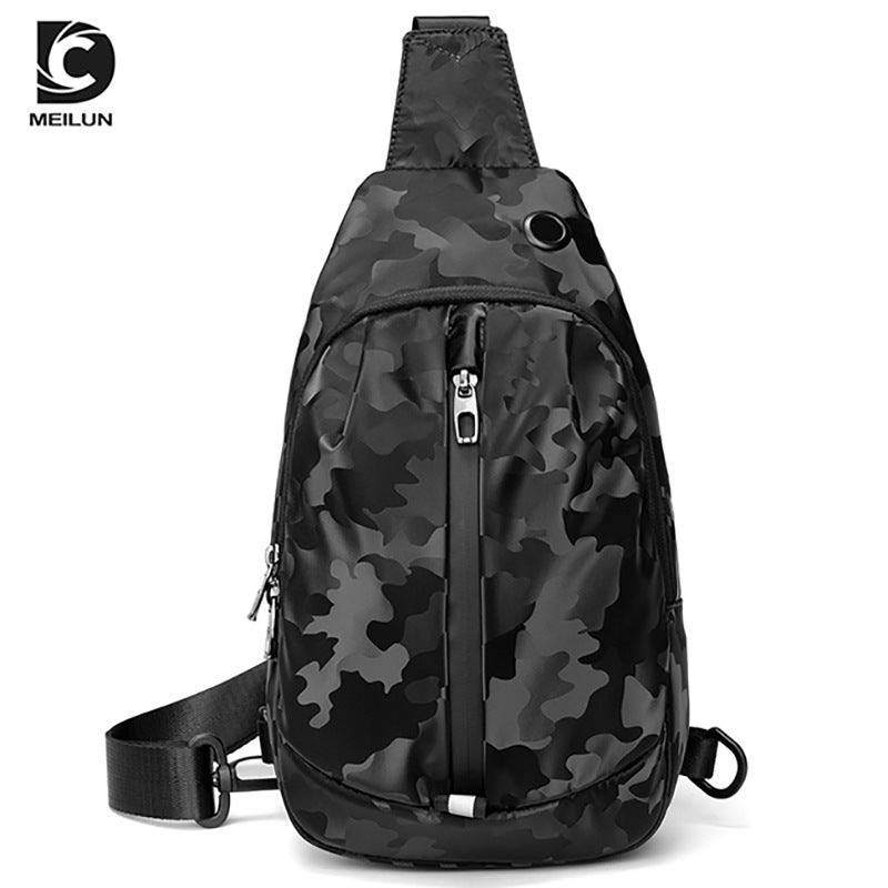Factory direct sales of new men's satchel waterproof Oxford cloth shoulder bag trendy brand men's breast bag distribution fashion messenger bag women