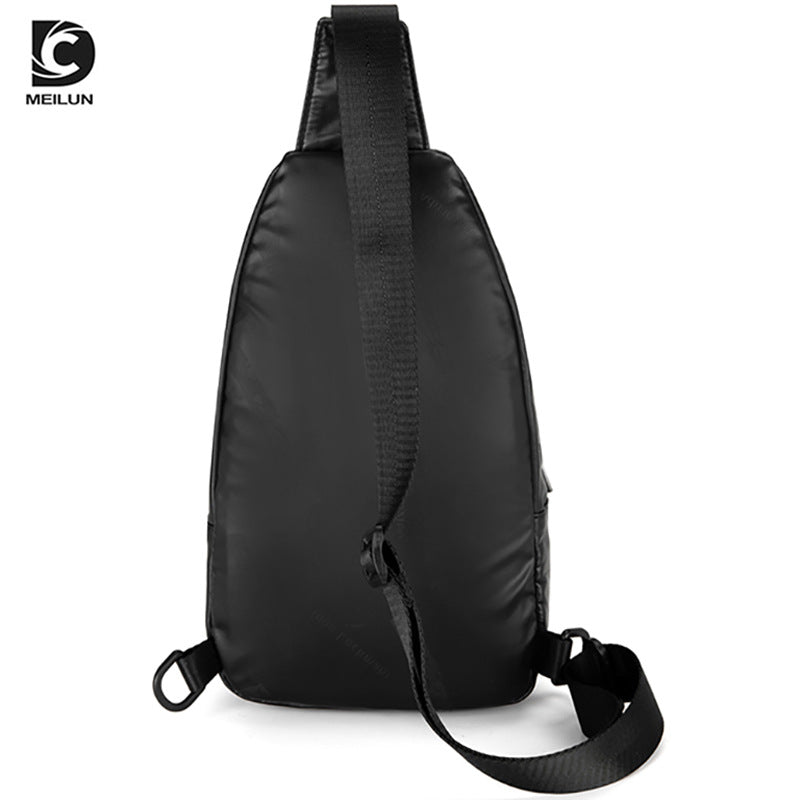 Factory direct sales of new men's satchel waterproof Oxford cloth shoulder bag trendy brand men's breast bag distribution fashion messenger bag women