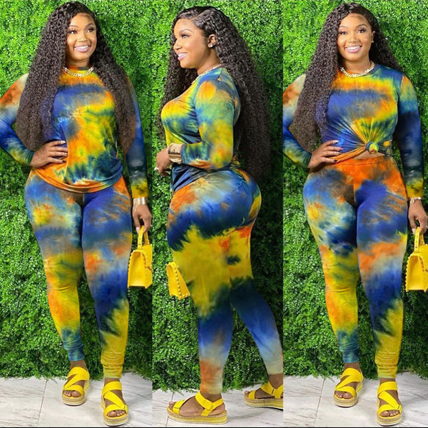 V2022 hot-selling European and American slim-fit printed crew neck, two-piece set of trousers and long-sleeved nightclub clothes