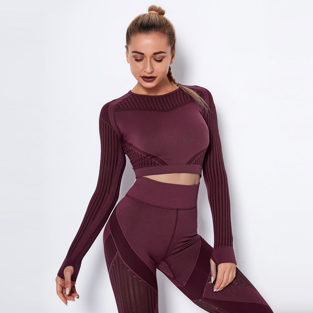 In stock! european and american influencer-approved seamless knit, sexy, moisture-wicking, long-sleeve yoga top for sports, fitness, and running