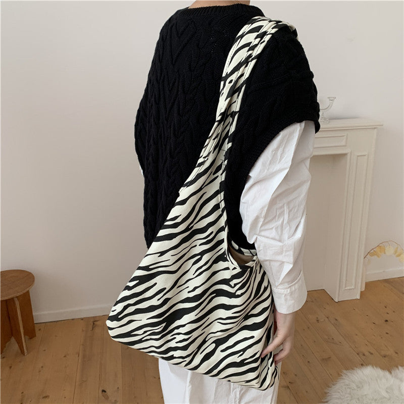 Bag women's bag new Korean version crossbody shoulder bag canvas bag animal texture diagonal span large capacity shopping bag bags