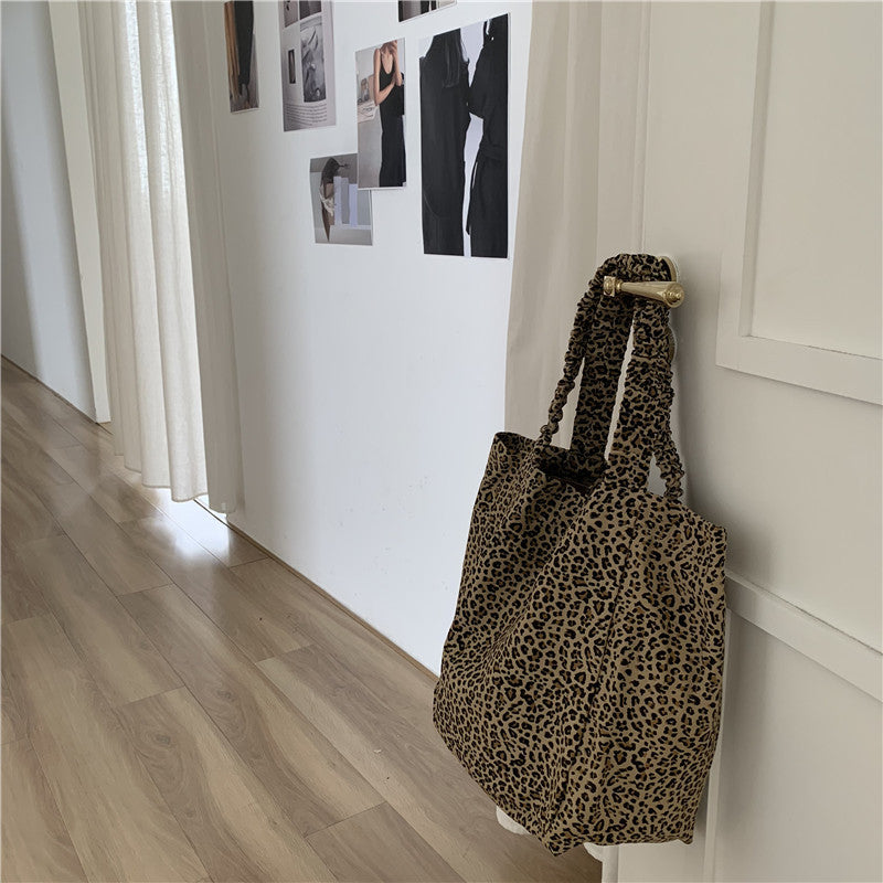 Bags Women's bags New textured shoulder bags Leopard print canvas bags Folded shoulder straps Large solid color capacity handbags