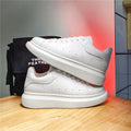 Popular white shoes for men, easiest for matchthick sole, height-increasing sneakers, classic style, student couple sneakers, ins mcqueen same style