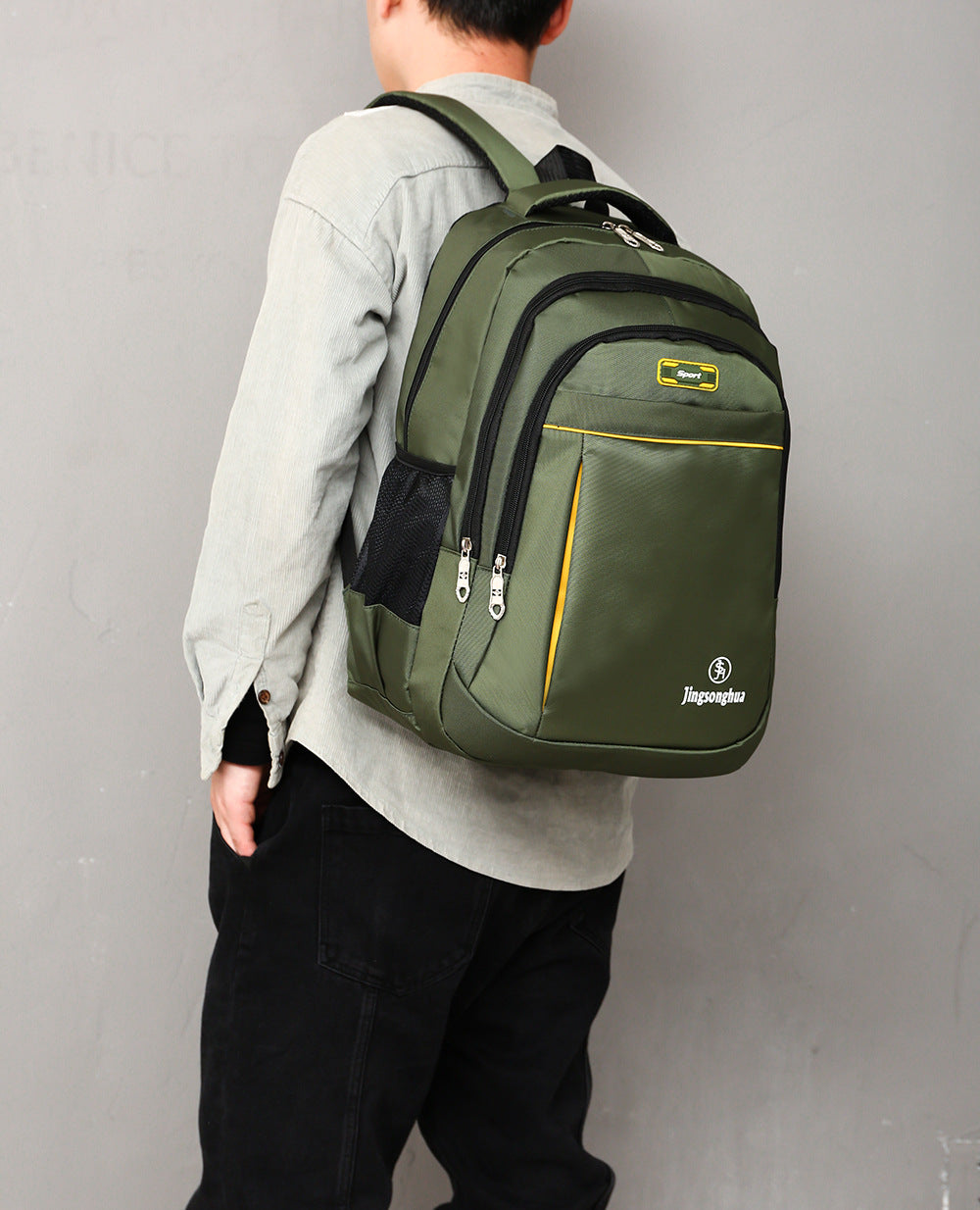 Casual Korean version of business backpack computer bag, large-capacity student backpack, new nylon air cushion strap schoolbag