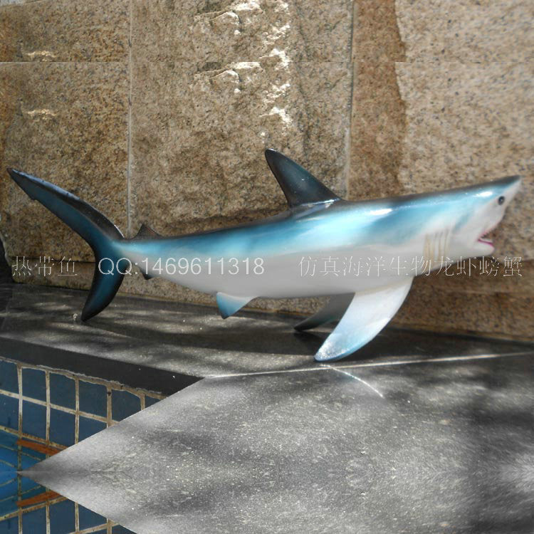 Simulation tropical fish model, shopping mall atrium pendant fishing decoration fiberglass fish pointed mouth, plastic shark model
