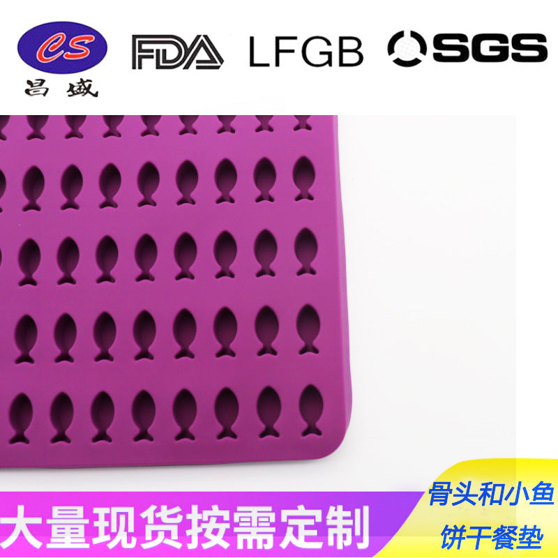 Fish and bones baking mat silicone drain tableware fish bones dog food biscuit mold pet non-slip environmentally friendly kitchen