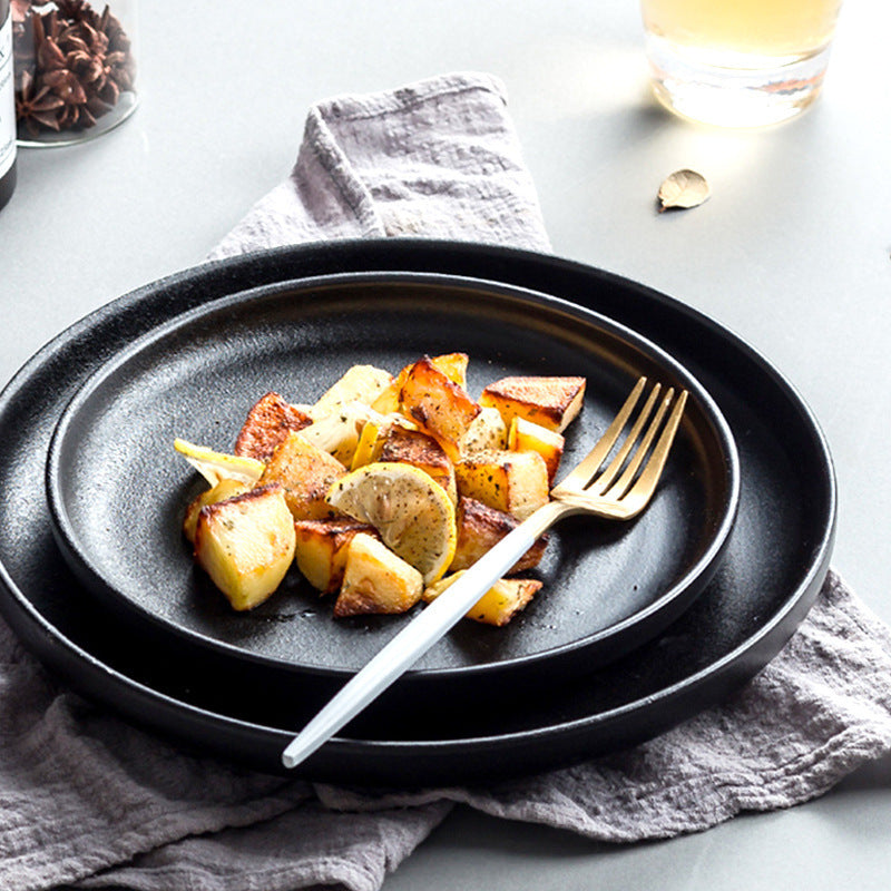 Creative black matte ceramic plate - western dinnerware, pasta plate, steak plate, fruit plate, vegetable plate - commercial light luxury retro style