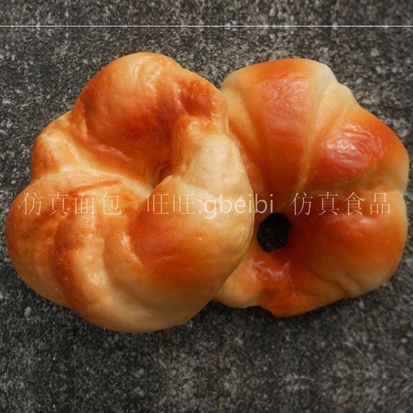 Simulation PU large croissant high imitation feel soft fragrance fake bread model bakery decoration items shooting props