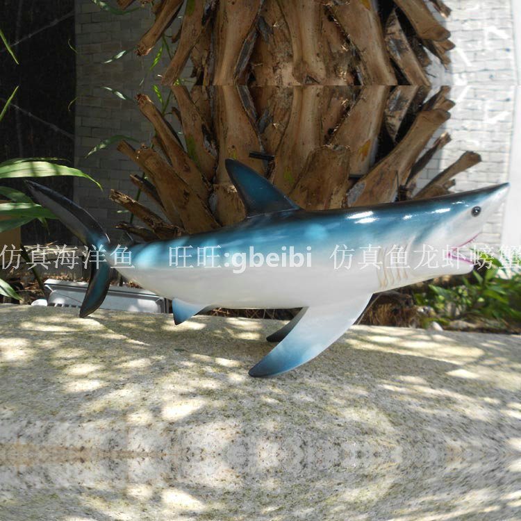 Simulation tropical fish model, shopping mall atrium pendant fishing decoration fiberglass fish pointed mouth, plastic shark model
