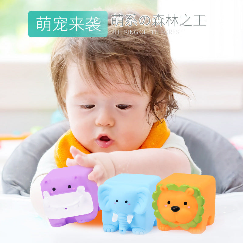 Baby infant bath toys boys and girls soft rubber cartoon swimming pool sprinkler water play toy set