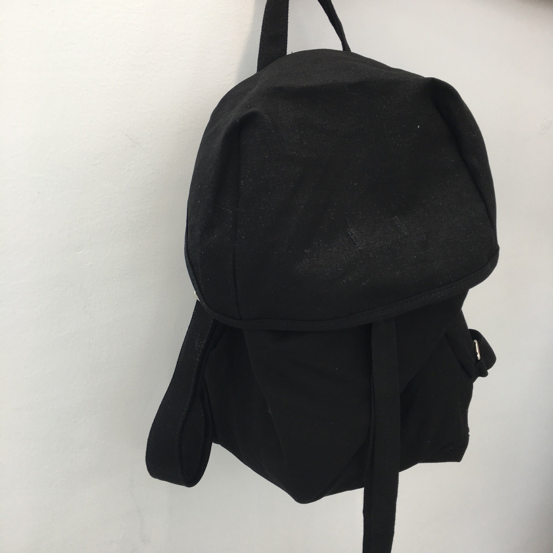 South Korea Dongdaemun same solid color flip strap backpack simple casual large capacity canvas bag