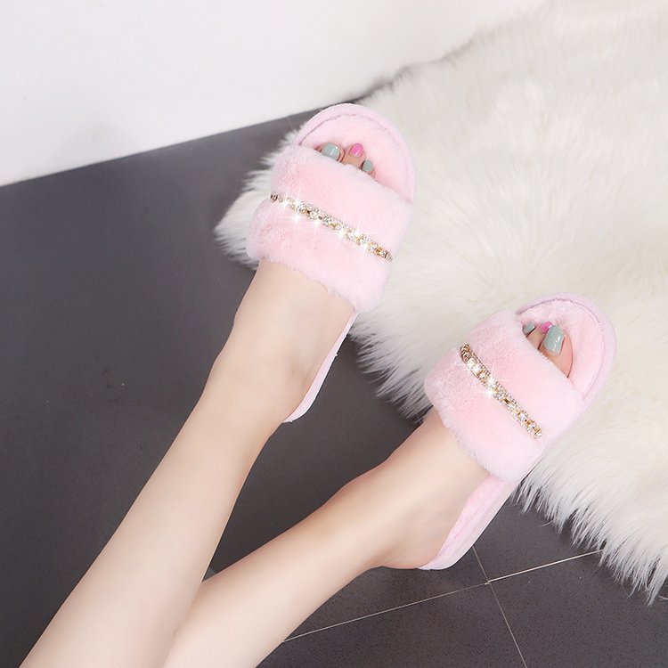 Rihanna-inspired 2025 new autumn/winter fuzzy flat heel thong sandals - fashion rhinestone chain plush slippers for women
