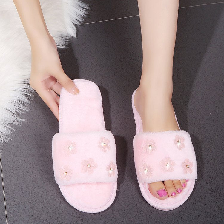 2024 new korean style outdoor slippers fashion warm flower rhinestone open toe flat furry slippers women's flip-flops