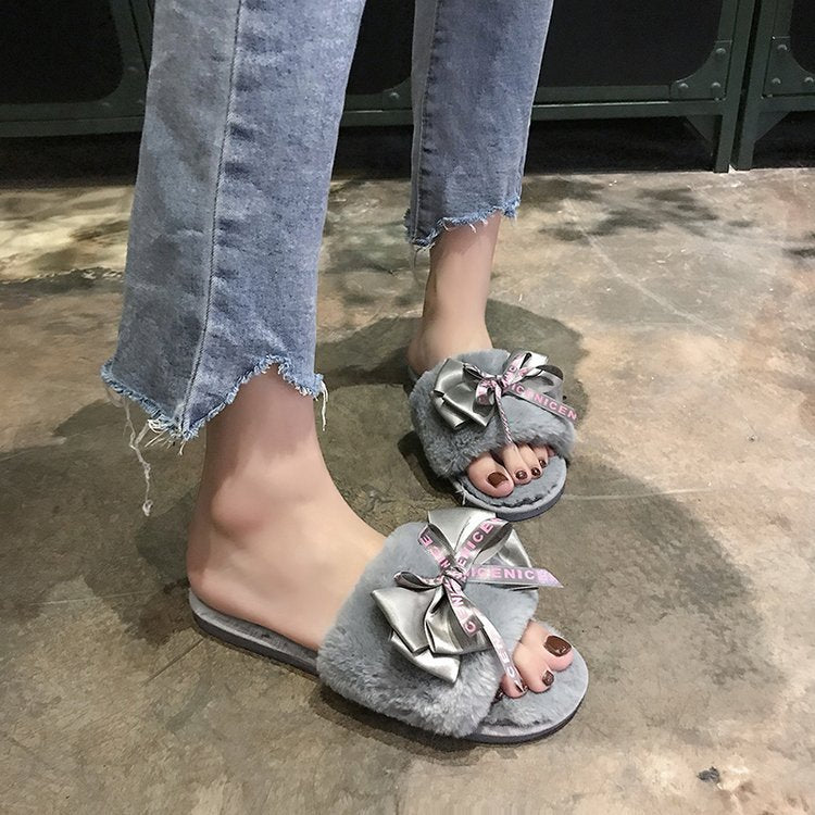 Fuzzy slippers with bow for women, new korean style fashionable outdoor one-strap flat slippers for autumn/winter 2024, home slippers