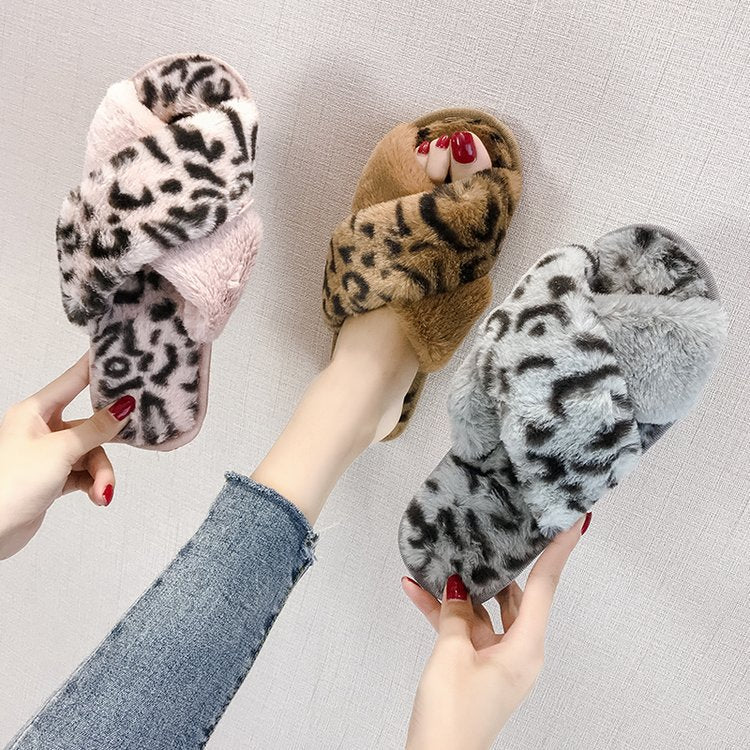 Women's fuzzy slippers - 2024 winter new korean style flat cross strap suede leopard print indoor/outdoor slippers