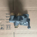 Sinotruk sitrak truck spare parts tank changeover valve wg9925550872 for sitrak oil tank electric steering valve