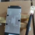 Sinotruk original homan h3 two-position five-way solenoid valve fg9804364035 24v