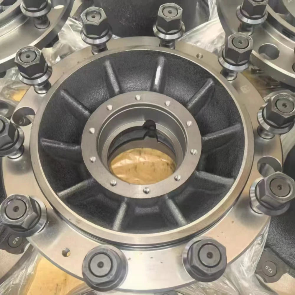 Sinotruk howo heavy truck az4075410042 front wheel hub