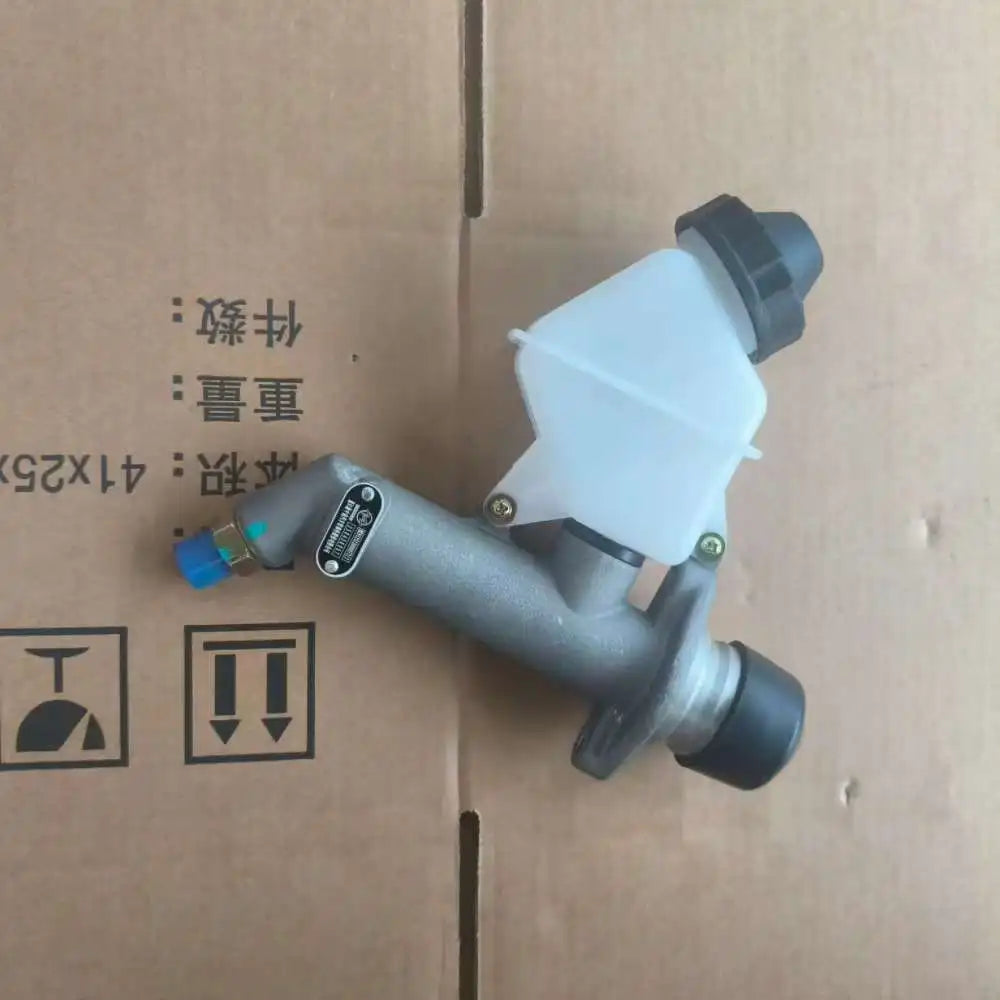 Sinotruk howo yz952523000072 clutch master cylinder