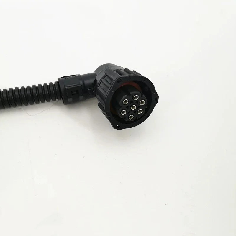 Faw j6 7-hole female tail light plug