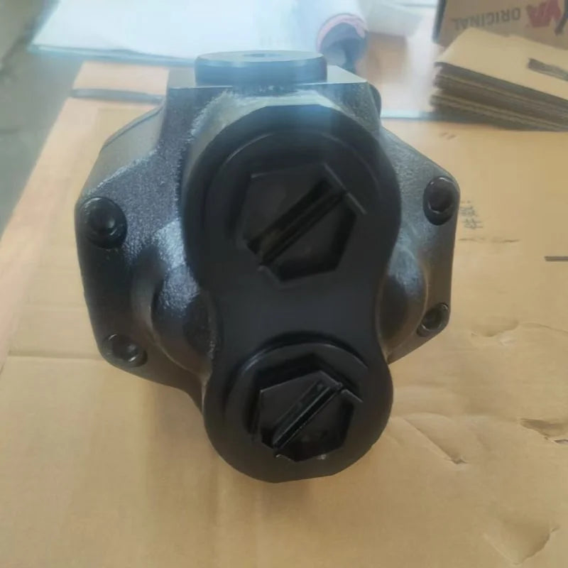 Truck parts truck accessories sinotruk howo spare parts 14571345 hydraulic gear pump