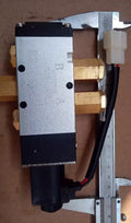 Sinotruk original homan h3 two-position five-way solenoid valve fg9804364035 24v