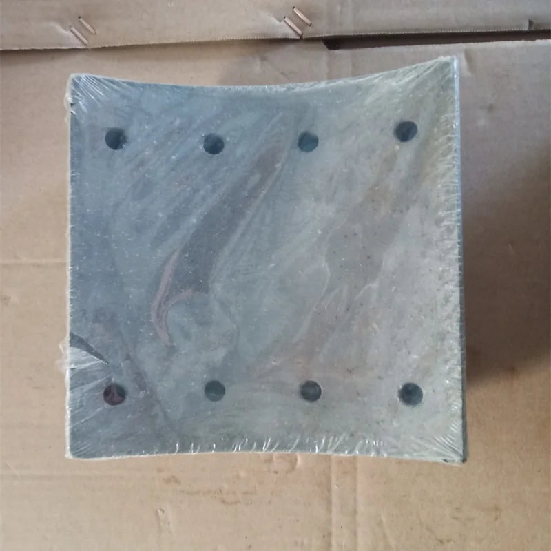 Wg9200340069 str rear brake lining 8 holes