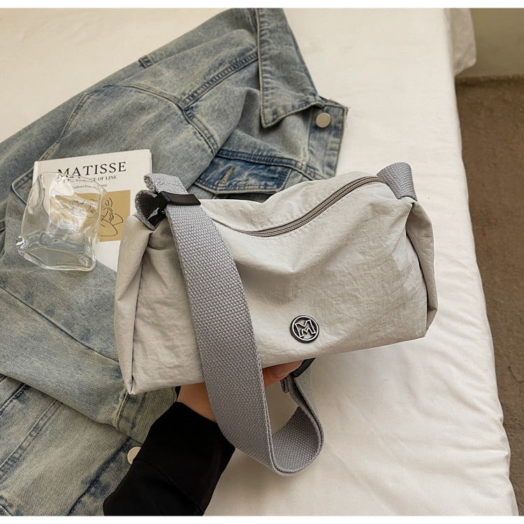 Cross-border new 2025 simple large-capacity messenger bag casual shopping fashion casual women's shoulder pillow bag