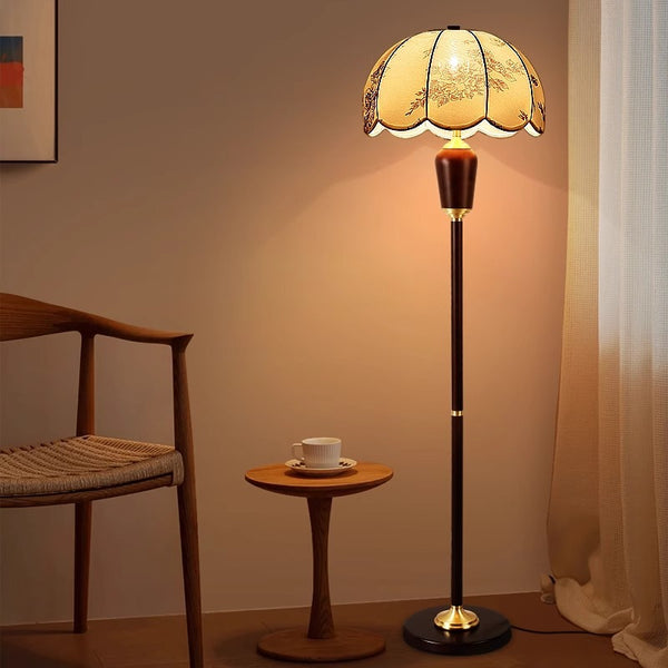 French retro atmosphere lamp next to the sofa in the living room Solid wood fabric printing Bedroom desk lamp 1
