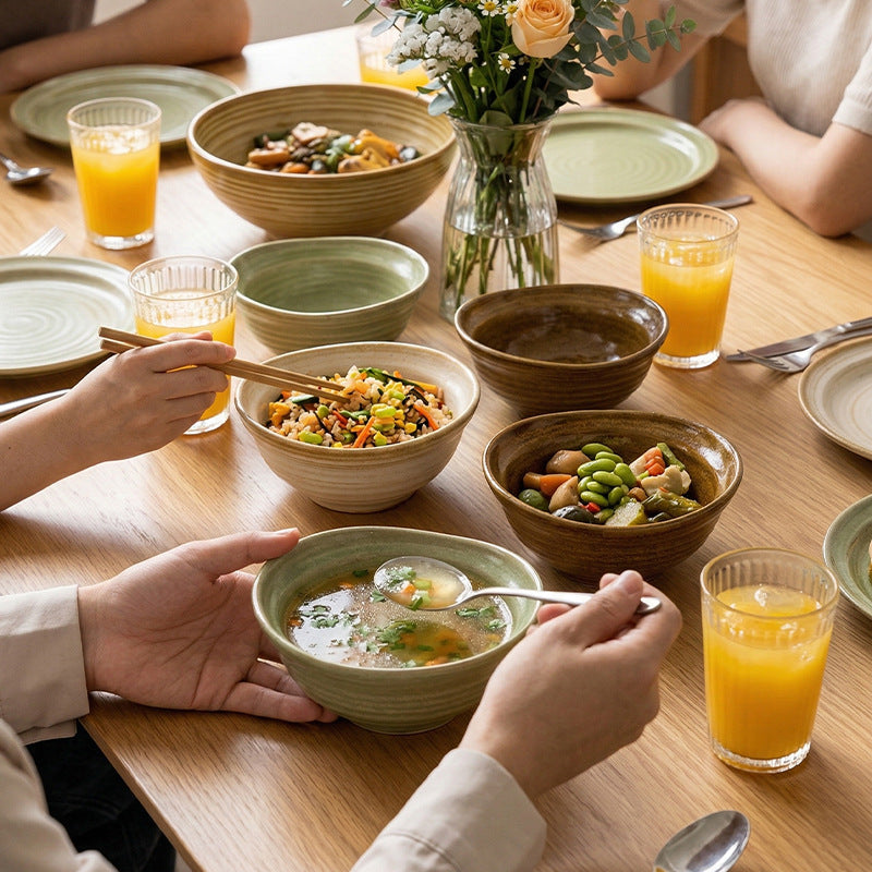 High-style japanese retro oatmeal dessert bowl for home use, perfect for restaurants and hotels. also great as a unique fruit salad or rice bowl