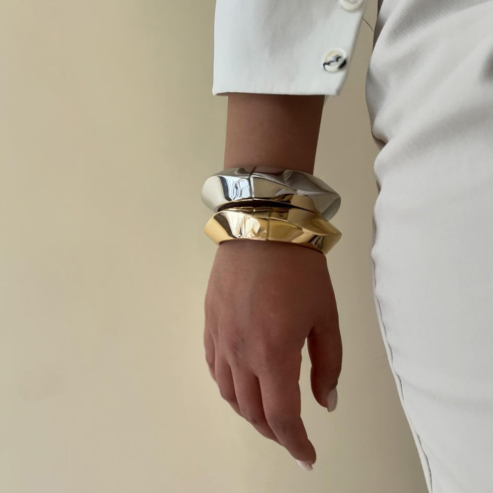 Women's bracelet wholesale fashion cross-border autumn and winter jewelry smooth spring opening irregular high-end plain circle bracelet