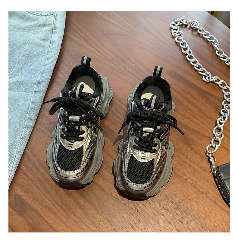 Black chunky platform sneakers for women, autumn/winter 2026 new collection, petite height increasing casual athletic shoes, soft sole fleece-lined women's footwear