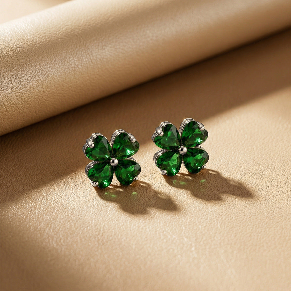 popular diamond-encrusted four-leaf clover necklace for women, accessible luxury fashion, versatile new style, non-fading clavicle chain earrings set