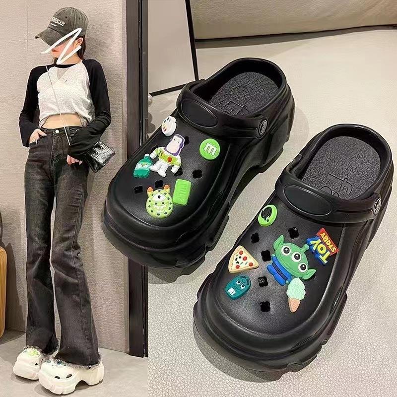 New arrival crocs women's summer popular thick sole toe cap stepping on shit feeling outwearnon-slip high heel thick sole slippers wholesale