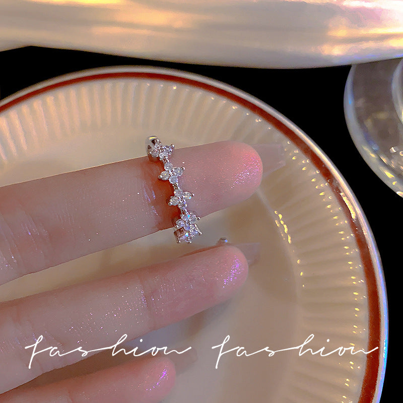 Flower ring female ins trendy fashion stylishaccessible luxuryniche style exquisite design open index finger cold style hand jewelry
