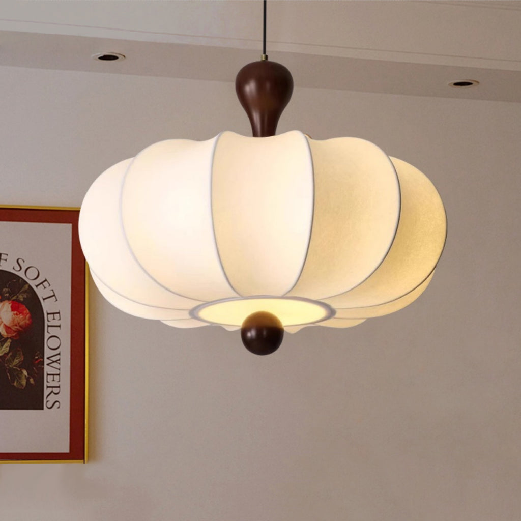 Vintage Nanyang wind bedroom chandelier wabi sandy wind medieval creative pumpkin plastic art warm book room master bedroom light