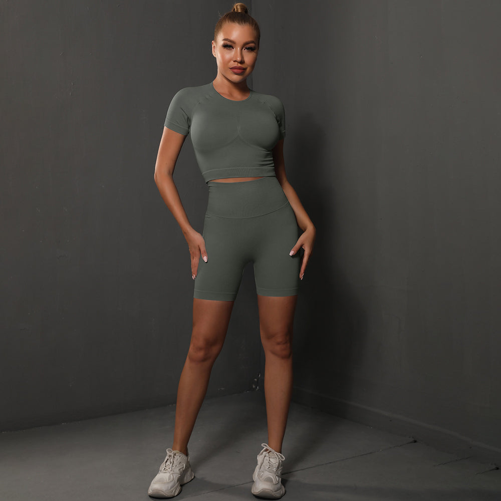 Spring/summer new seamless knitted yoga set for women - peach lift butt shaping tight shorts - running & fitness workout outfit