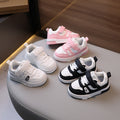 Clearance sale: kids' white sneakers - spring/autumn collection - boys' and girls' casual sneakers, soft sole, autumn style, baby girls' athletic shoes