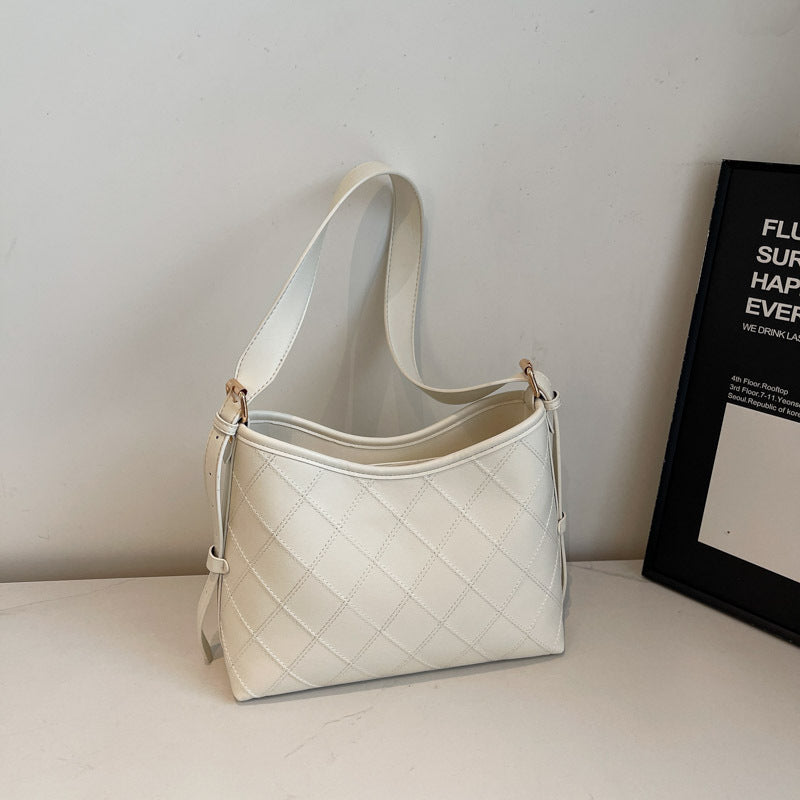 Rhombus small bag women's bag 2025 summer new trendy Korean version versatile shoulder bucket bag Internet celebrity fashion messenger bag